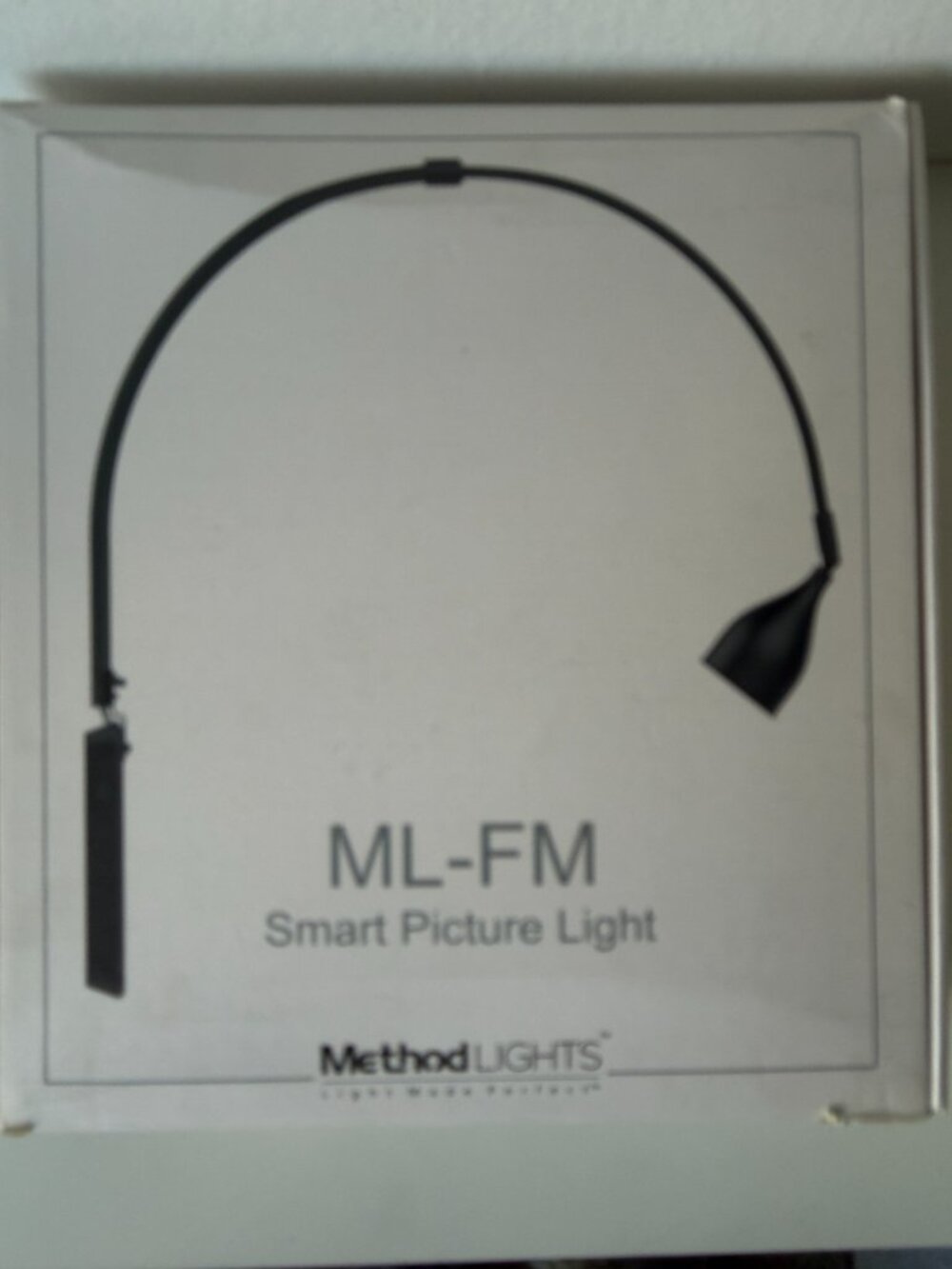 Black Method ML-FM Frame Mounted Picture LED Light Tested in Box w/ remote - Picture 3 of 14